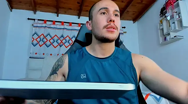 juan  jimenez online show from March 2025 03:46:02 AM