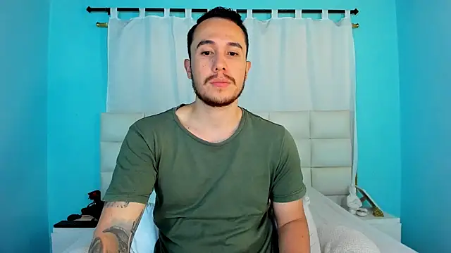 Snapshot of juan__jimenez chatting on December 2025 10:10:01 PM juan jimenez online show from December 2025 10:10:01 PM