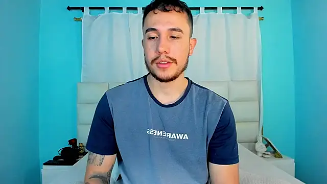 Snapshot of juan__jimenez chatting on December 2025 10:26:02 PM juan jimenez online show from December 2025 10:26:02 PM