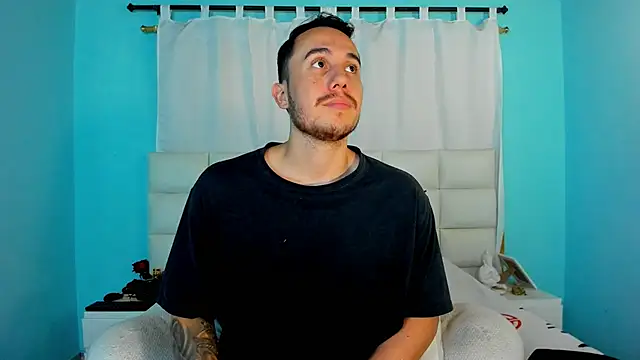 Snapshot of juan__jimenez chatting on November 2025 09:47:01 PM juan jimenez online show from November 2025 09:47:01 PM