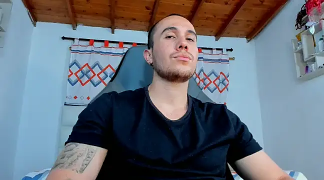 juan  jimenez online show from March 2025 09:21:02 PM