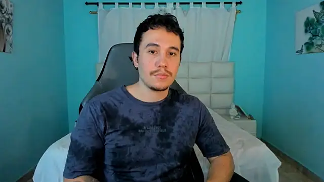 juan  jimenez online show from April 2026 10:34:01 PM