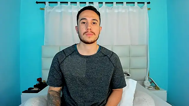 Snapshot of juan__jimenez chatting on November 2025 08:20:02 PM juan jimenez online show from November 2025 08:20:02 PM