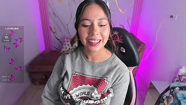 Nasha abby online show from April 2026 04:02:01 PM