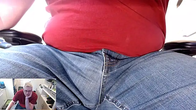 Snapshot of RicRockhard chatting on May 2026 12:14:01 PM RicRockhard online show from May 2026 12:14:01 PM