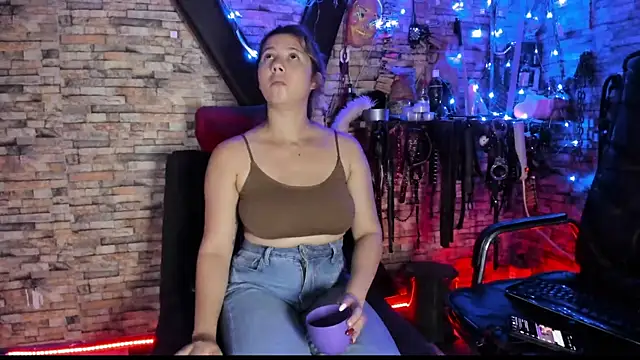 Liltildeman moon online show from February 2026 11:45:01 PM