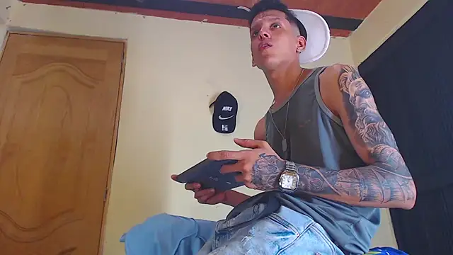 GaboReyes online show from September 2025 09:31:02 PM