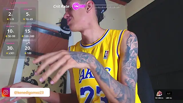 Snapshot of GaboReyes chatting on November 2025 02:06:02 PM GaboReyes online show from November 2025 02:06:02 PM