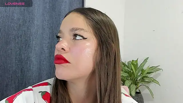 zoe69x online show from March 2025 04:19:01 AM