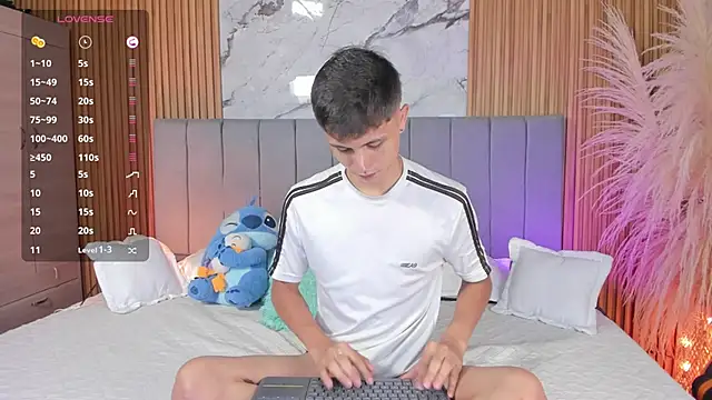 DustinLevine online show from April 2026 12:23:01 PM