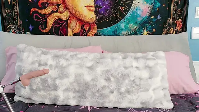 SaraBearXo online show from February 2026 02:05:01 PM