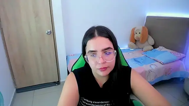  alicia z online show from February 2025 11:45:01 PM