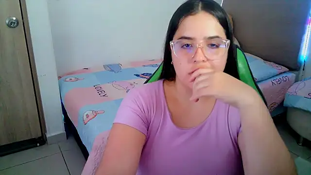  alicia z online show from February 2025 12:16:01 AM