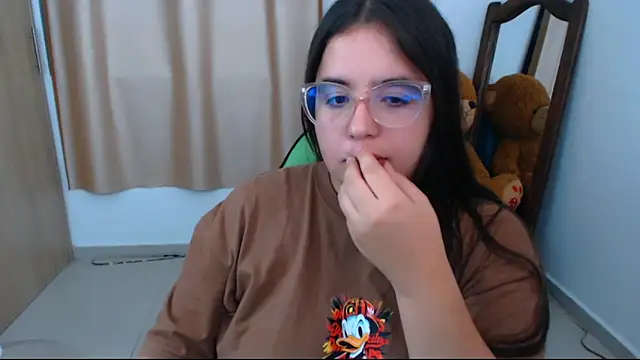  alicia z online show from February 2025 08:11:02 PM