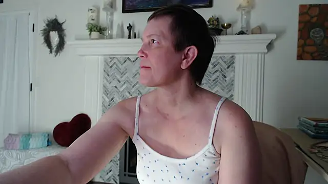 Snapshot of AuroraWillows chatting on March 2026 02:15:02 AM AuroraWillows online show from March 2026 02:15:02 AM