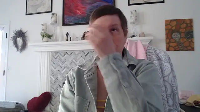 Snapshot of AuroraWillows chatting on February 2026 04:15:01 PM AuroraWillows online show from February 2026 04:15:01 PM