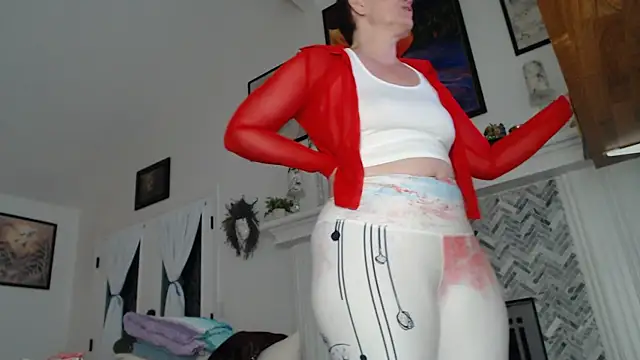 AuroraWillows online show from November 2025 11:58:01 AM