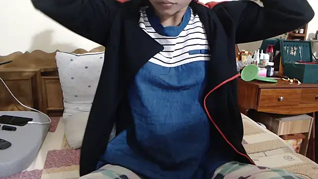 Snapshot of Beauty_Asian_Tina chatting on November 2025 12:10:02 AM Beauty Asian Tina online show from November 2025 12:10:02 AM