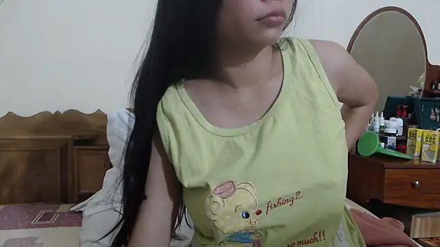 Snapshot of Beauty_Asian_Tina chatting on December 2025 12:05:01 AM Beauty Asian Tina online show from December 2025 12:05:01 AM