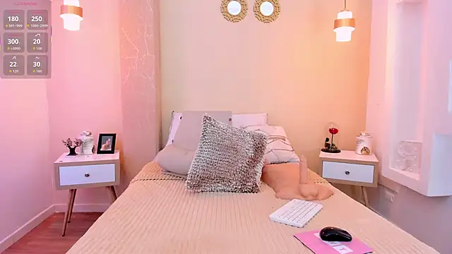 RachelMorgan01 online show from September 2025 03:18:02 PM