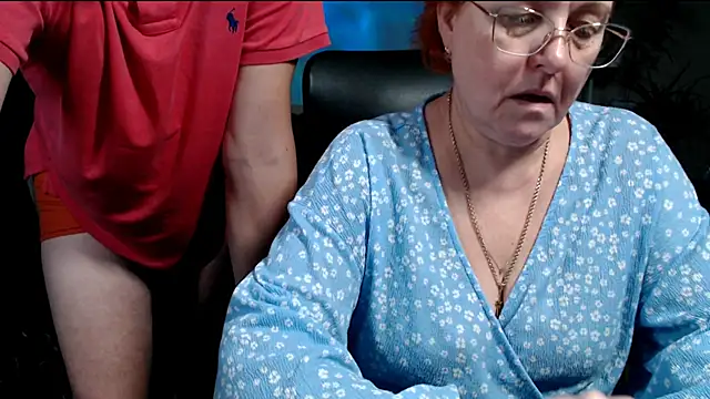 JoannaAndNeighbour online show from December 2025 11:02:02 AM