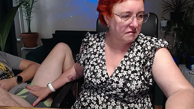 JoannaAndNeighbour online show from September 2025 09:41:01 AM