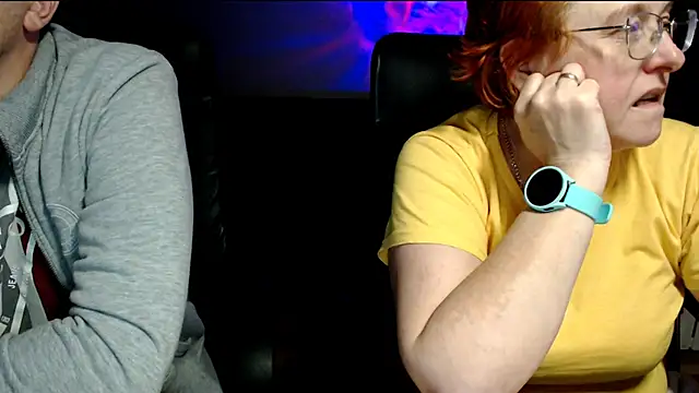 JoannaAndNeighbour online show from November 2025 07:58:01 PM