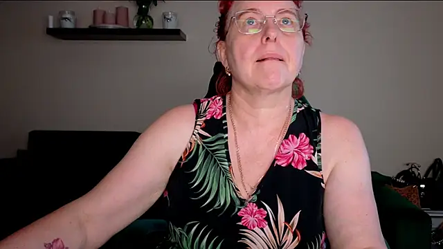 JoannaAndNeighbour online show from June 2026 07:15:02 AM