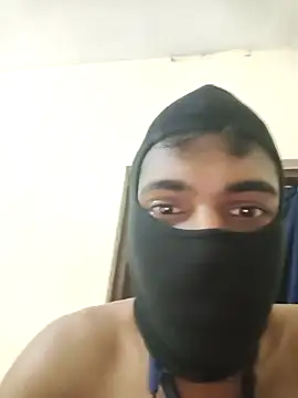 Snapshot of naughtyyboyfriend chatting on December 2025 11:33:02 PM naughtyyboyfriend online show from December 2025 11:33:02 PM