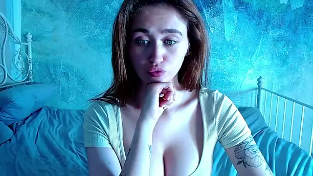 Snapshot of millllina chatting on September 2025 01:04:01 PM millllina online show from September 2025 01:04:01 PM