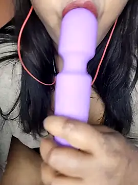 Litchi70 online show from February 2025 05:26:02 PM