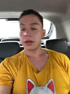 davinalhot online show from April 2026 08:49:01 PM