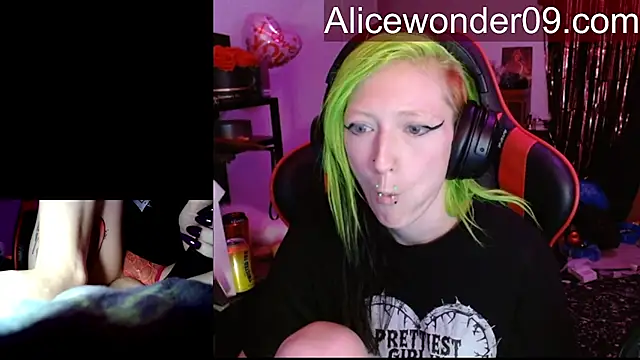 alicewonder09 online show from March 2026 04:30:02 AM