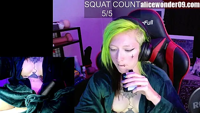 alicewonder09 online show from October 2025 03:38:01 AM