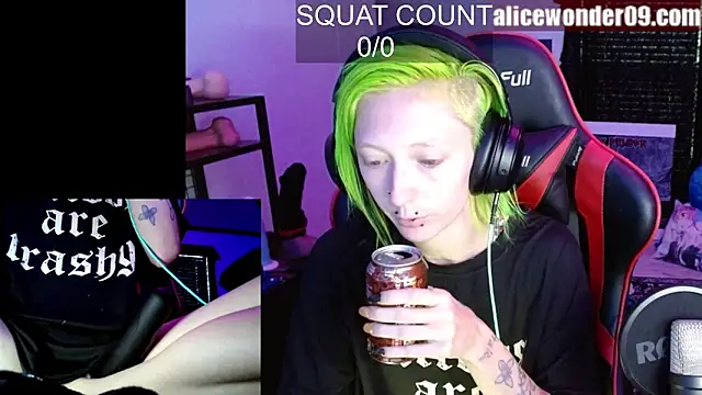 alicewonder09 online show from October 2025 12:37:02 PM