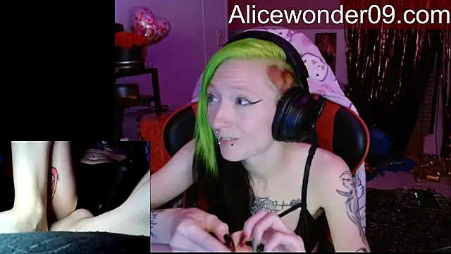 alicewonder09 online show from February 2026 06:19:02 AM