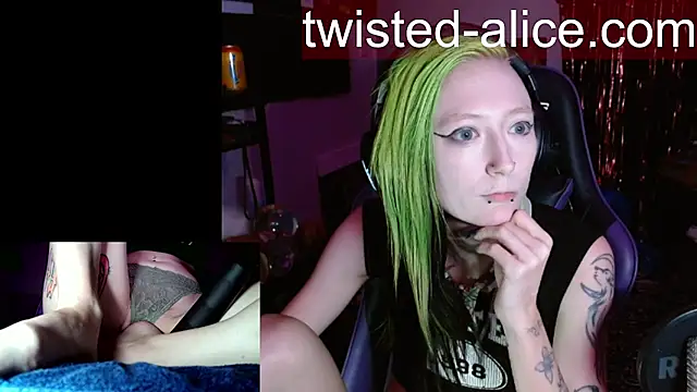Snapshot of alicewonder09 chatting on July 2026 03:17:01 AM alicewonder09 online show from July 2026 03:17:01 AM