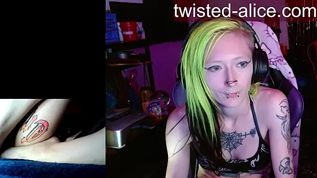 alicewonder09 online show from May 2026 06:23:02 AM