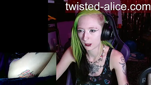 Snapshot of alicewonder09 chatting on July 2026 03:30:02 AM alicewonder09 online show from July 2026 03:30:02 AM