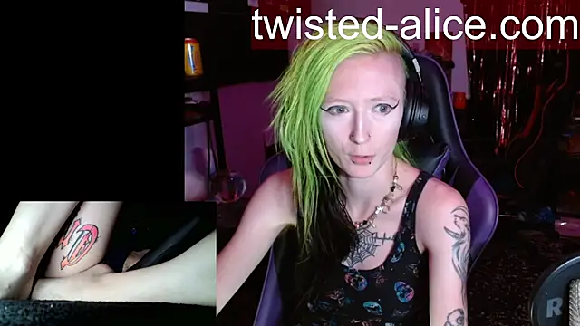 Snapshot of alicewonder09 chatting on July 2026 03:15:02 AM alicewonder09 online show from July 2026 03:15:02 AM