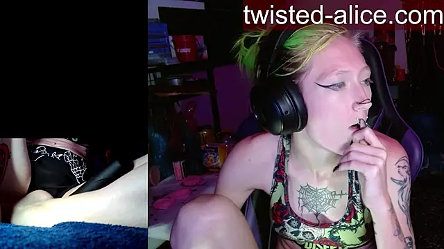 alicewonder09 online show from May 2026 03:14:01 AM