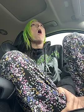 alicewonder09 online show from April 2026 07:09:01 PM