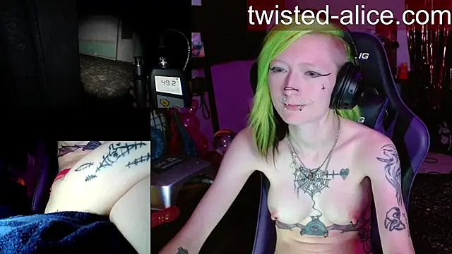 alicewonder09 online show from May 2026 03:09:01 AM