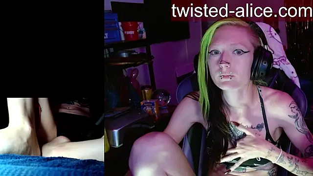 alicewonder09 online show from May 2026 03:48:02 AM