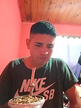 Snapshot of ynose2 chatting on October 2025 09:15:02 PM ynose2 online show from October 2025 09:15:02 PM