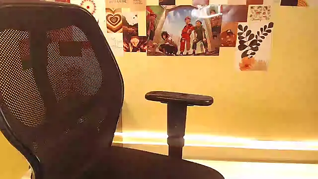   Aashiii online show from January 2025 11:22:02 AM