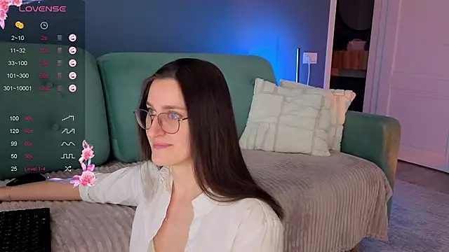 Alexperchik online show from February 2026 03:33:01 PM