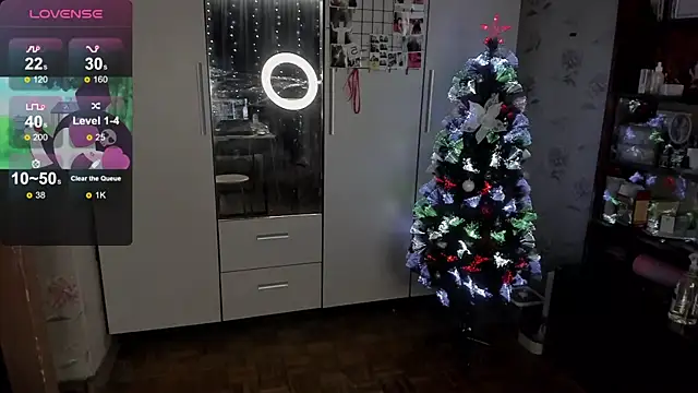 t0riayun0 online show from December 2025 10:45:01 PM