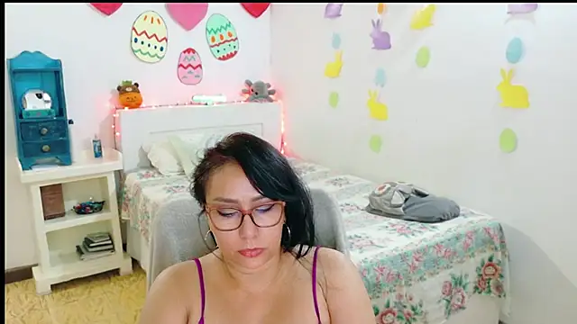 hottplay online show from March 2026 09:50:01 PM