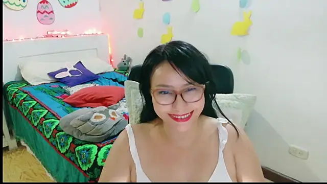 hottplay online show from April 2026 06:32:02 AM